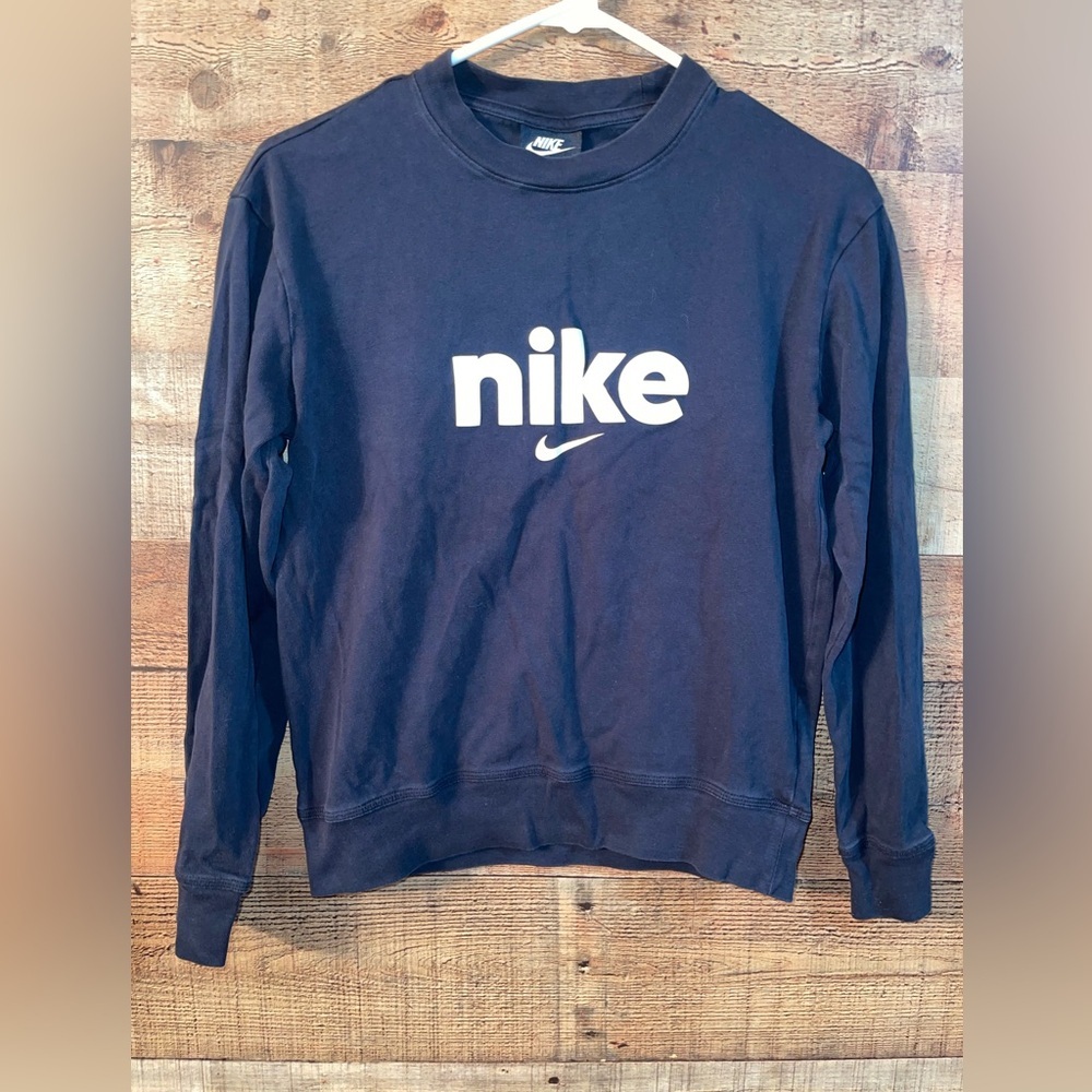 Nike sweatshirt